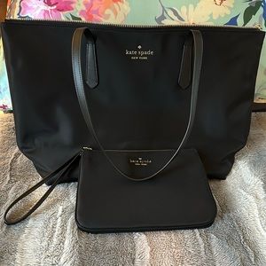 Tote & wristlet set ♠️